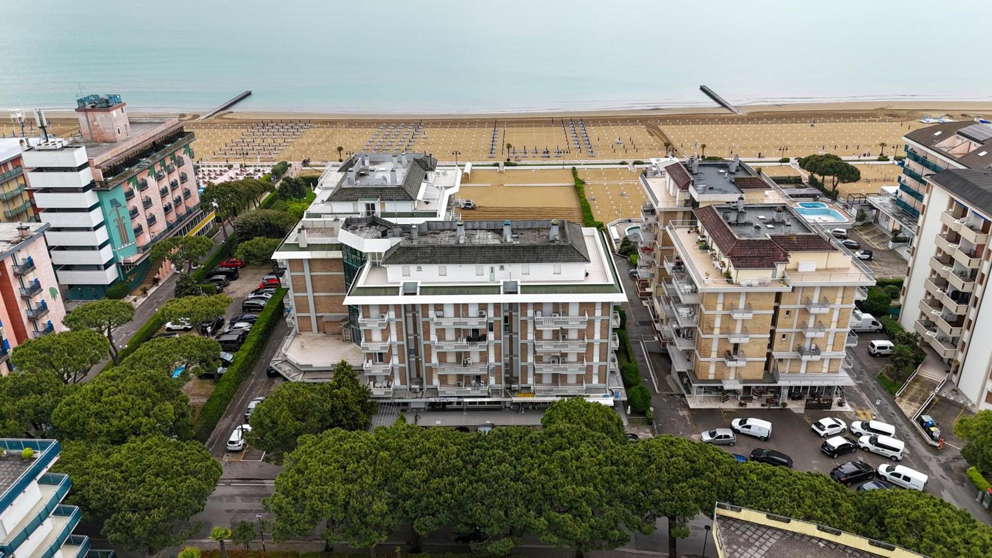 Jesolo Beach! Fronte Mare - Piscina Park E Posto Spiaggia Inclusi Eksteriør bilde